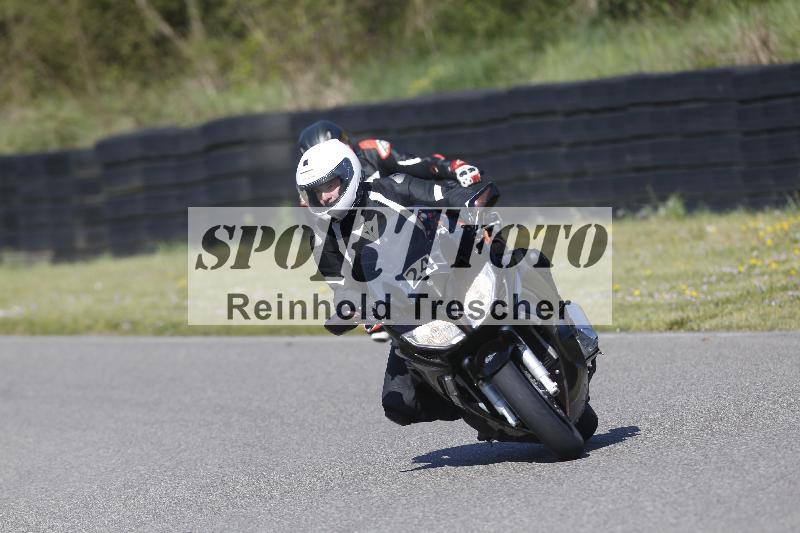 /06 08.04.2026 Cornu Master School ADR/Gruppe blau/24